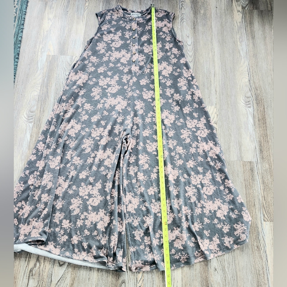 BUCKETLIST Blue Floral Sleeveless Jumpsuit with Pink Flowers - Picture 15 of 16